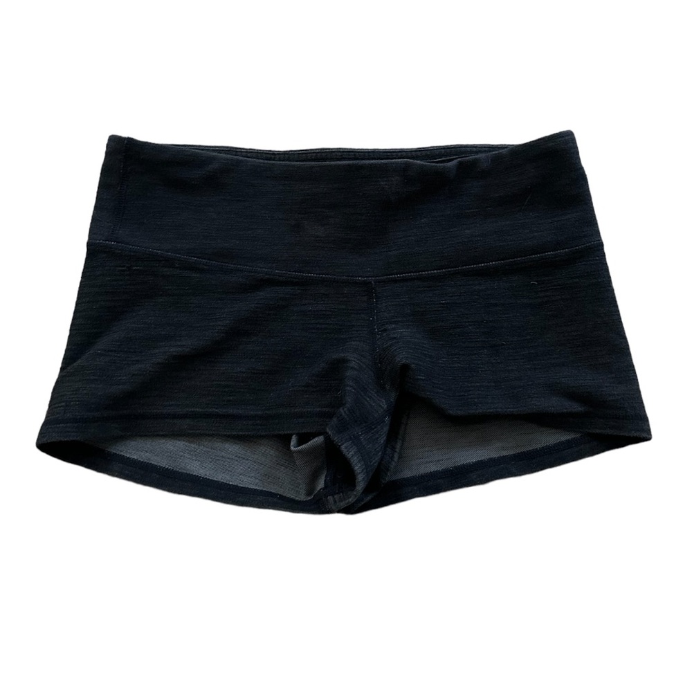 Lululemon gray stretchy shorts